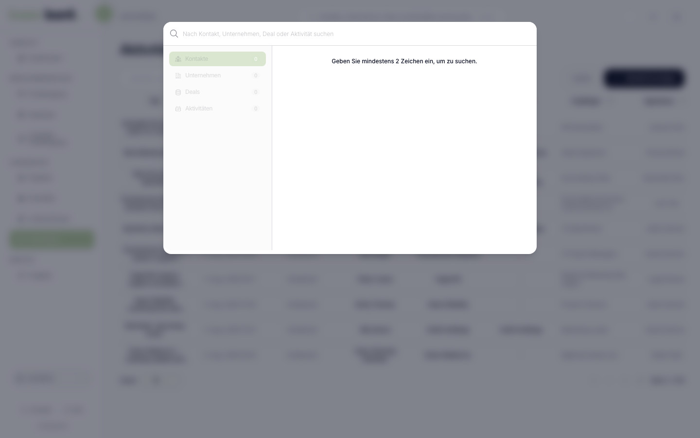 Add-activity-Modal mit Typ-Auswahl, verknüpften Datensätzen, Datums-Pickern und Rich-Text-Body