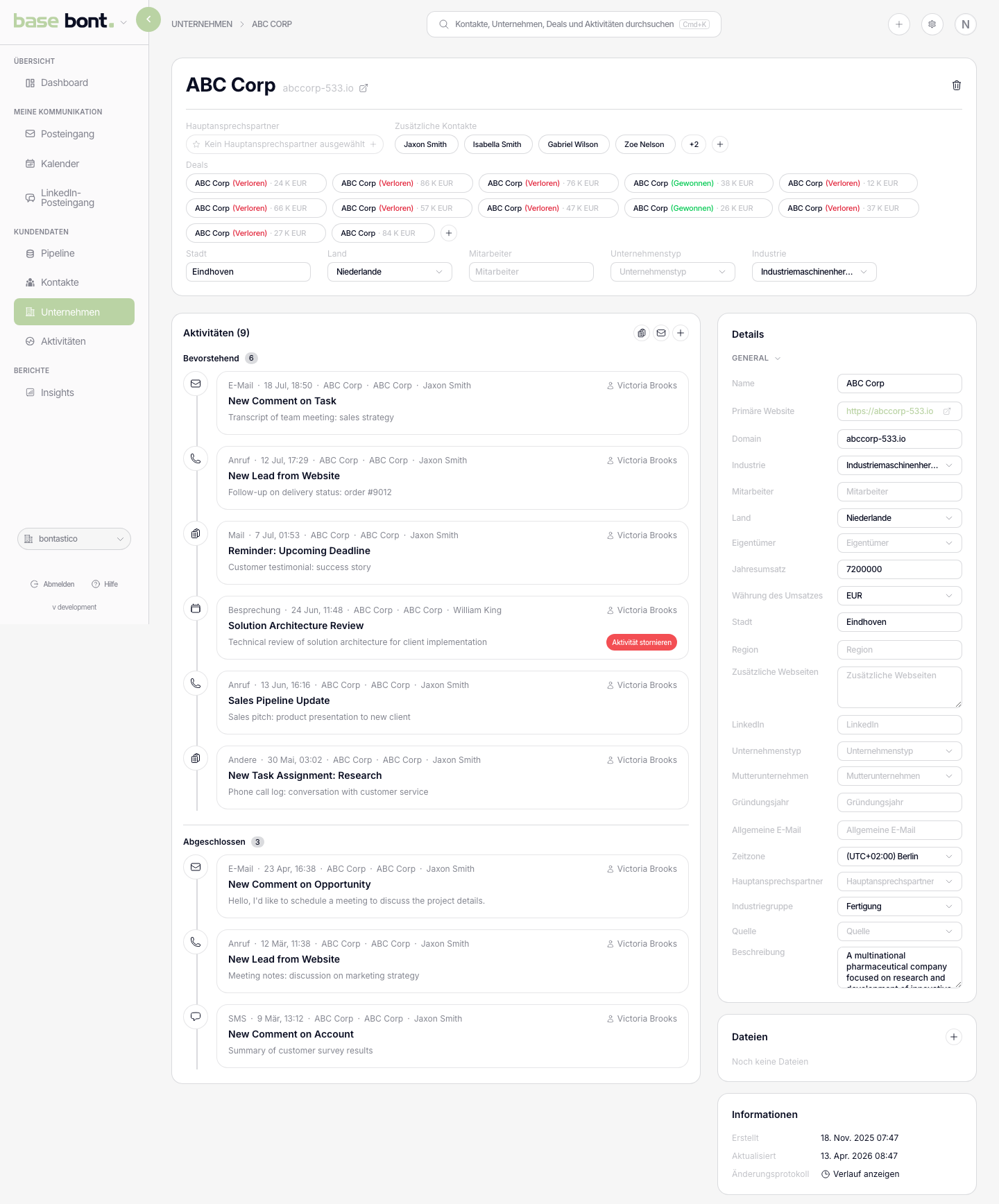 Company-Detailseite mit Kopfzeile, Aktivitäten-Feed links und Details, Primary Contact, Child Companies und CRM Users rechts
